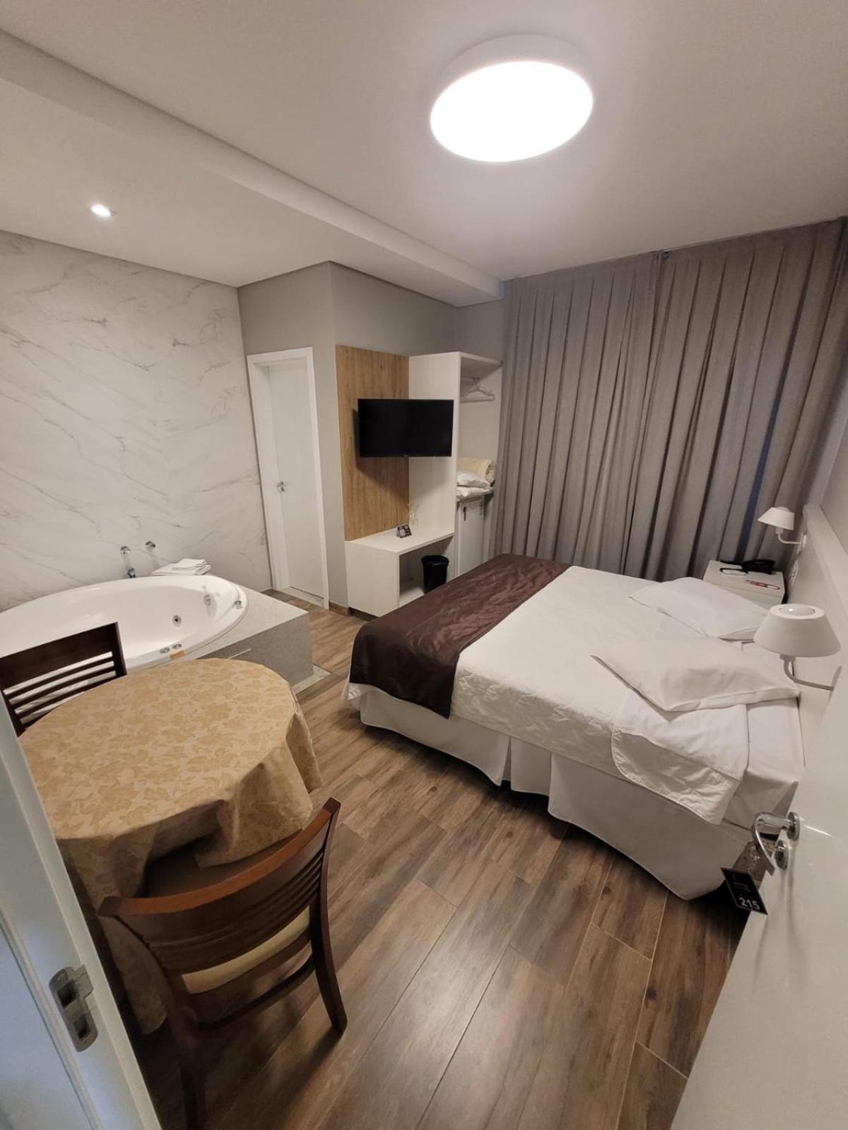 Emacite Flex Hotel