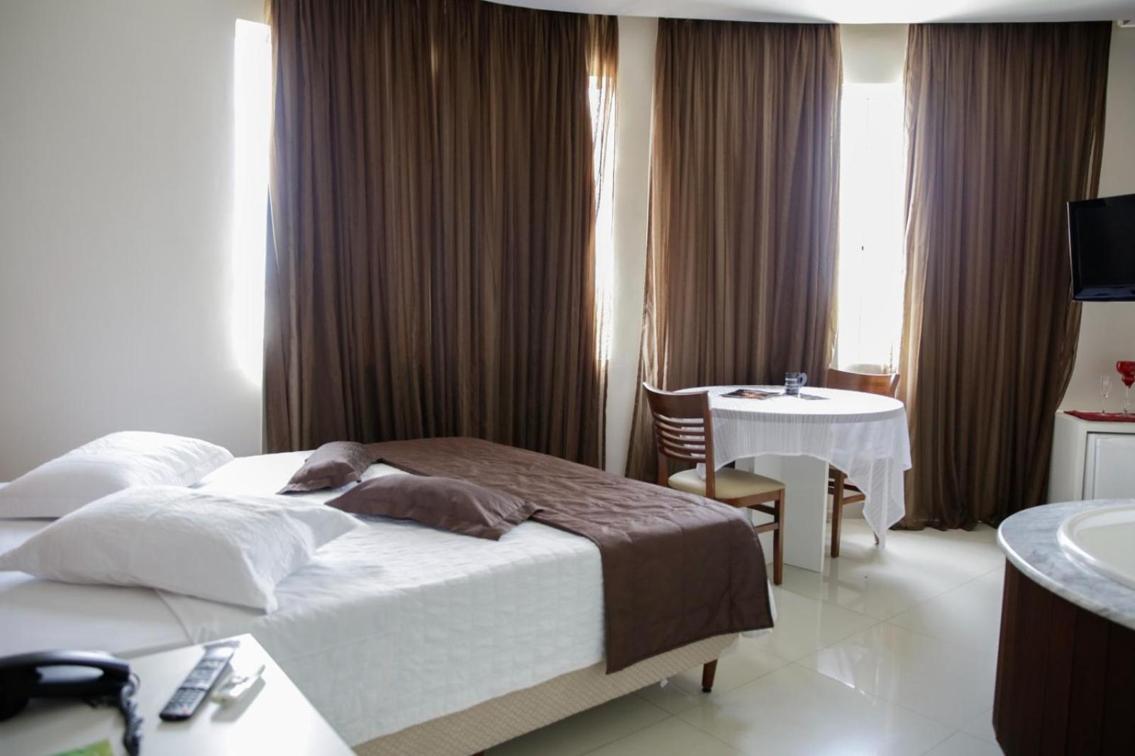 Hotel Emacite Flex Mafra